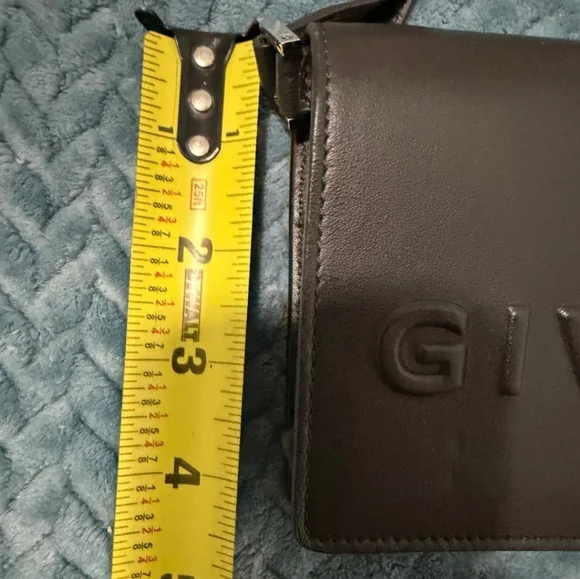 GIVENCHY CROSSBODY/ BRAND NEW/ Gorgeous - Picture 4 of 5
